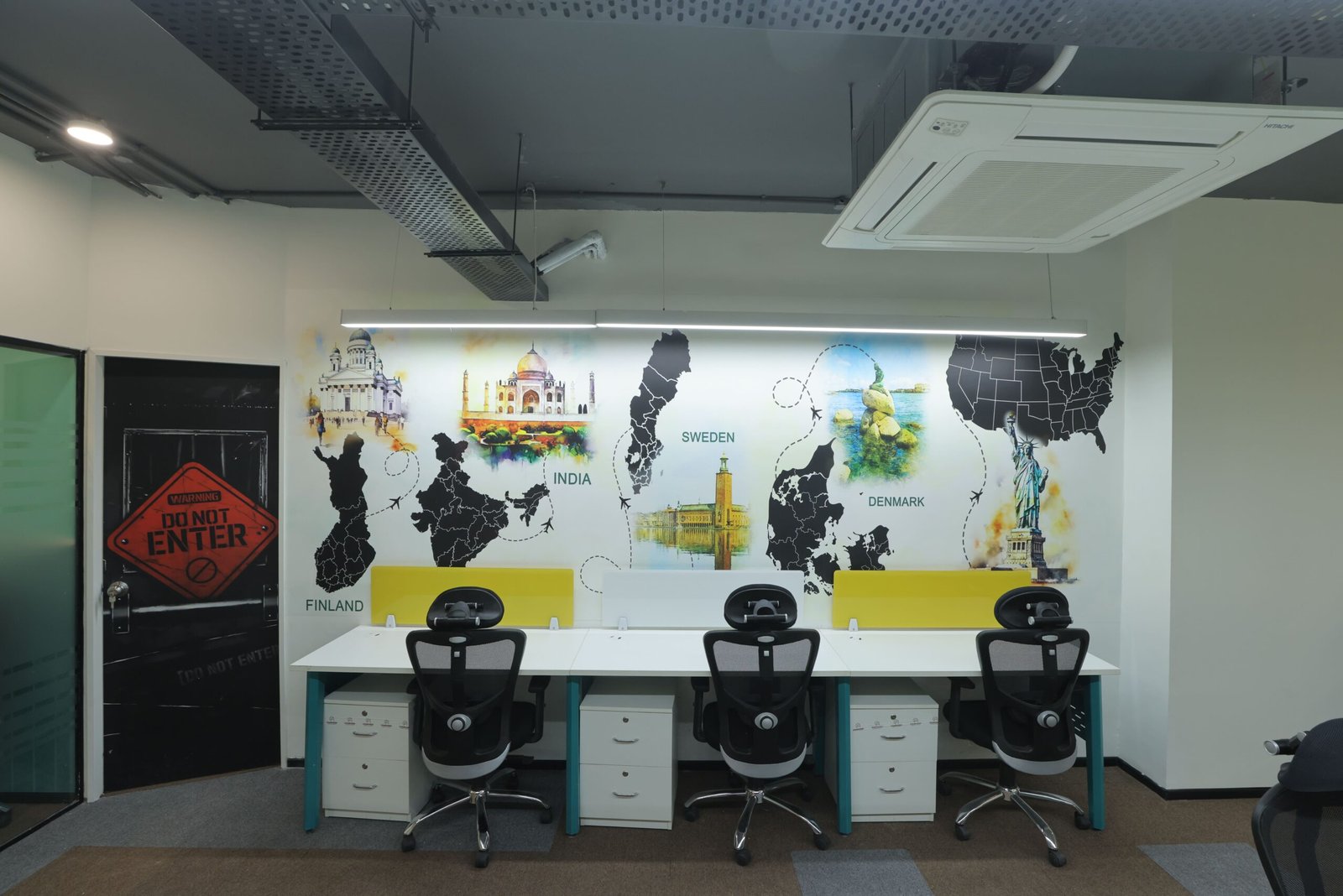 Redefining Workspaces with Leading Commercial Interior Designers in Gurgaon & Vadodara